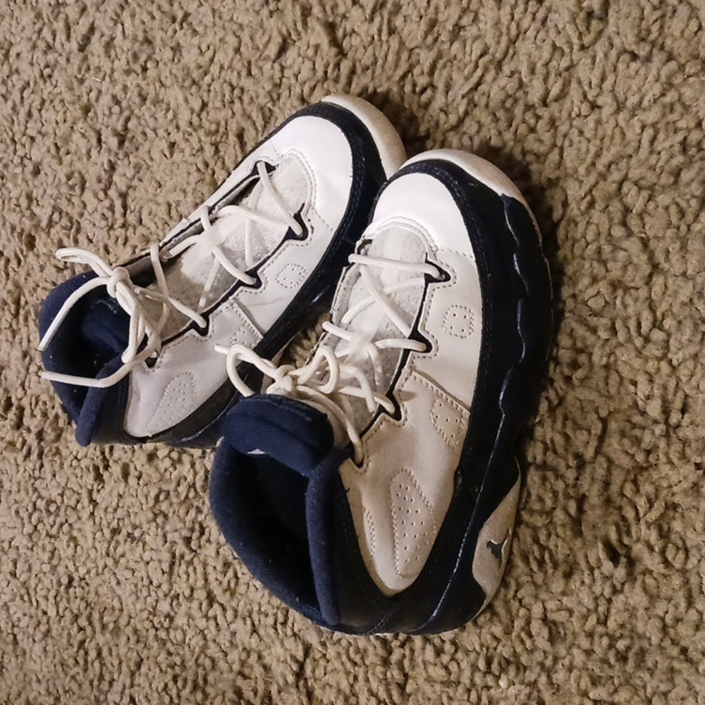JORDAN Toddler retro 9s